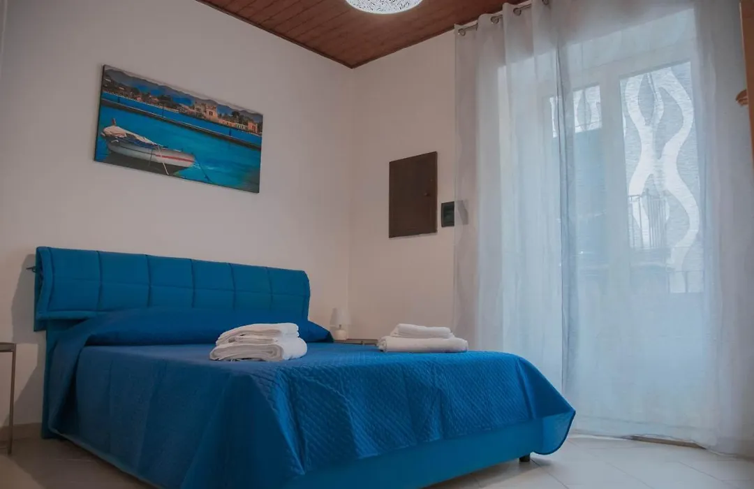Ideisini's apartment-1